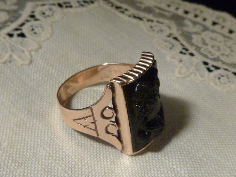 14K Gold Black Onyx Cameo Ring image 6