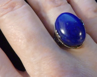 Sterling Art Nouveau Lapis Ring