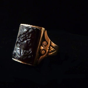 14K Gold Black Onyx Cameo Ring image 2