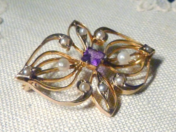 Victorian Ten Pearls & Amethyst Brooch - image 2