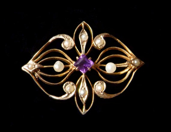 Victorian Ten Pearls & Amethyst Brooch - image 1