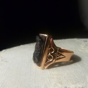 14K Gold Black Onyx Cameo Ring image 3