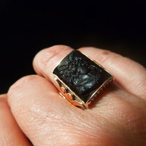 14K Gold Black Onyx Cameo Ring image 5