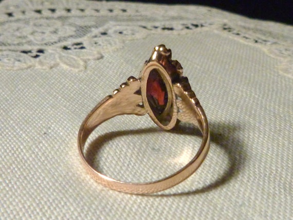 Victorian 14K Garnet and Seed Pearls Ring - image 10