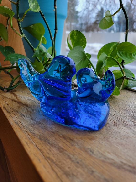 Vintage Art Glass Double Bluebird of Happiness - Leo Ward Signed