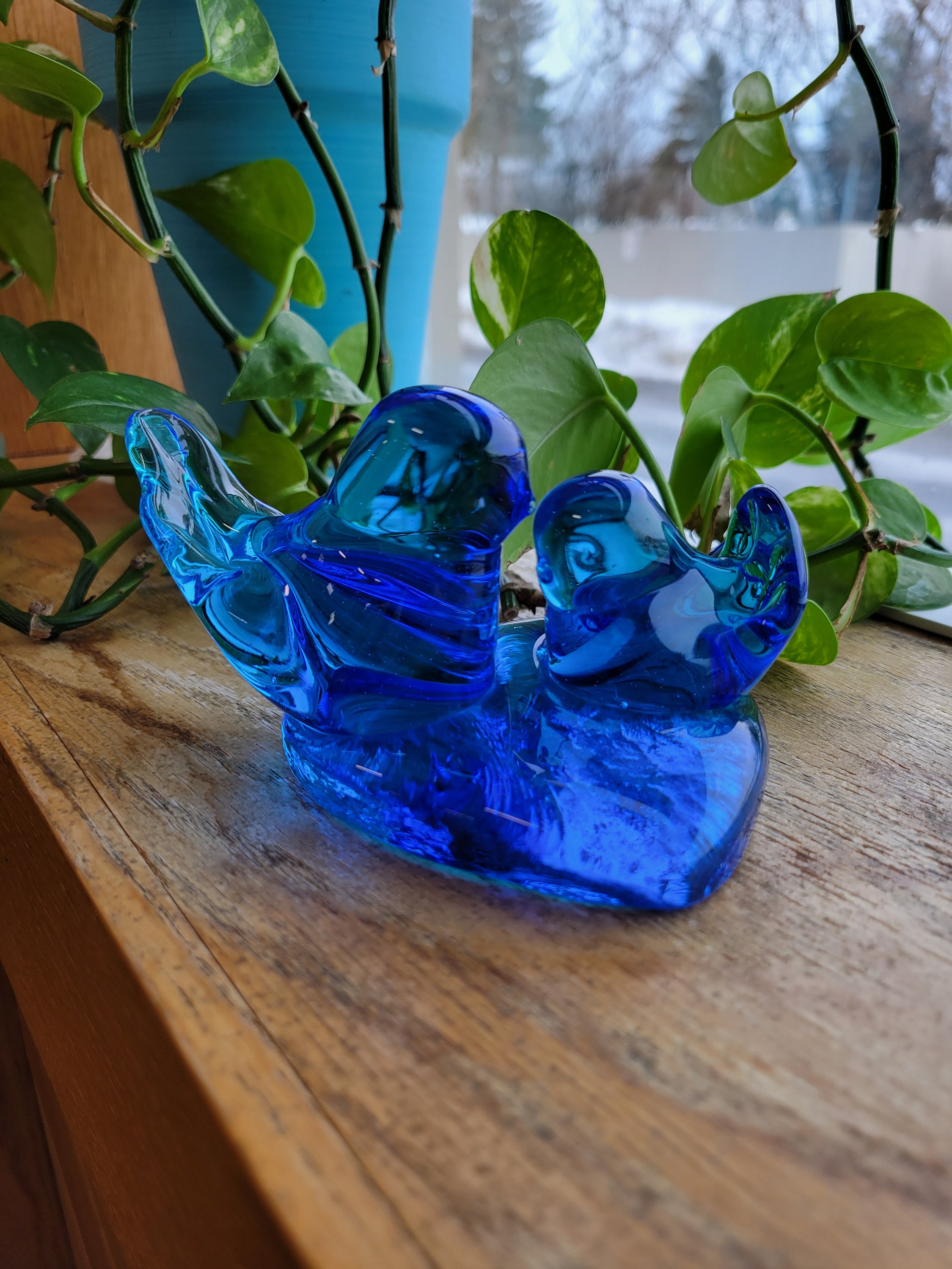 Vintage Art Glass Double Bluebird of Happiness - Leo Ward Signed