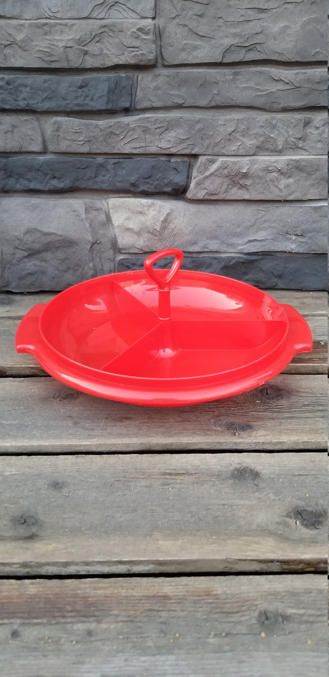 Tupperware divided serving tray with lid & removable handle 3 Etsy