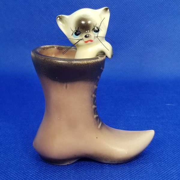 Vintage Kitten in a boot by Lego,handpainted siamese cat with actual whiskers, made in Japan, midcentury kitsch, 1950s retro