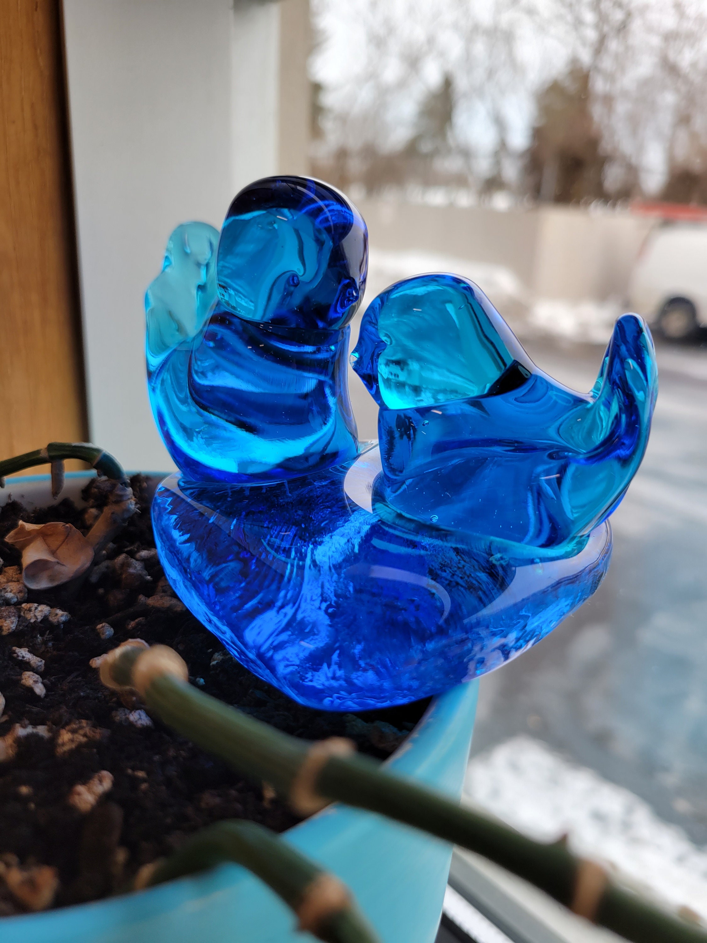 Vintage Art Glass Double Bluebird of Happiness - Leo Ward Signed