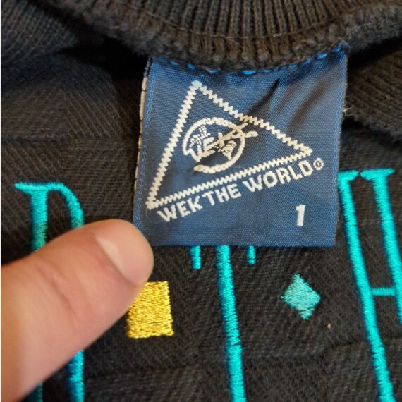 VTG Wek the World Adult XL Sweatshirt - Northstar… - image 5