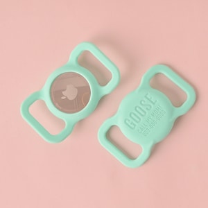 Gepersonaliseerde gegraveerde opschuifbare luchttag GPS-labelhouder, siliconen AirTag-hoesje voor honden kattenhalsband, aangepaste ID-taghalsband, gratis ID-hangerhanger