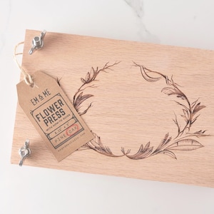 Botanical Heirloom Flower Press Kit, Dried Flowers, Fall Leaves, Preserving Plants and Flowers