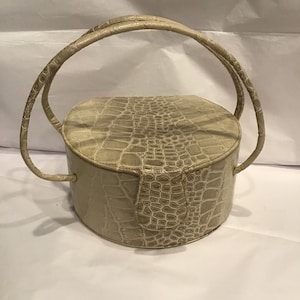 Vintage alligator print hard case purse