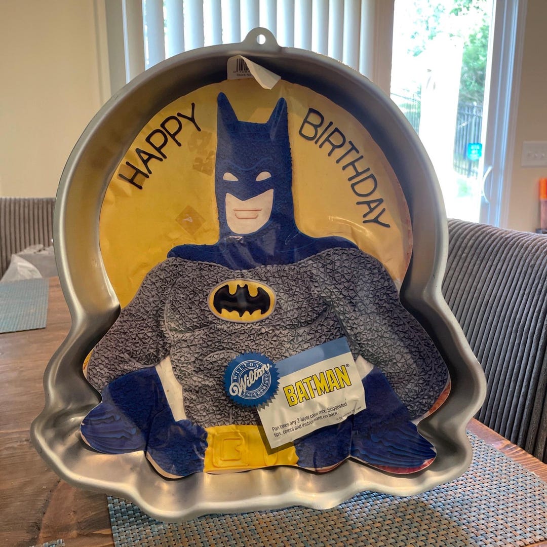 Batman With Moon Wilton DC COMICS Metal Cake Pan W/insert Vintage 1989 ...