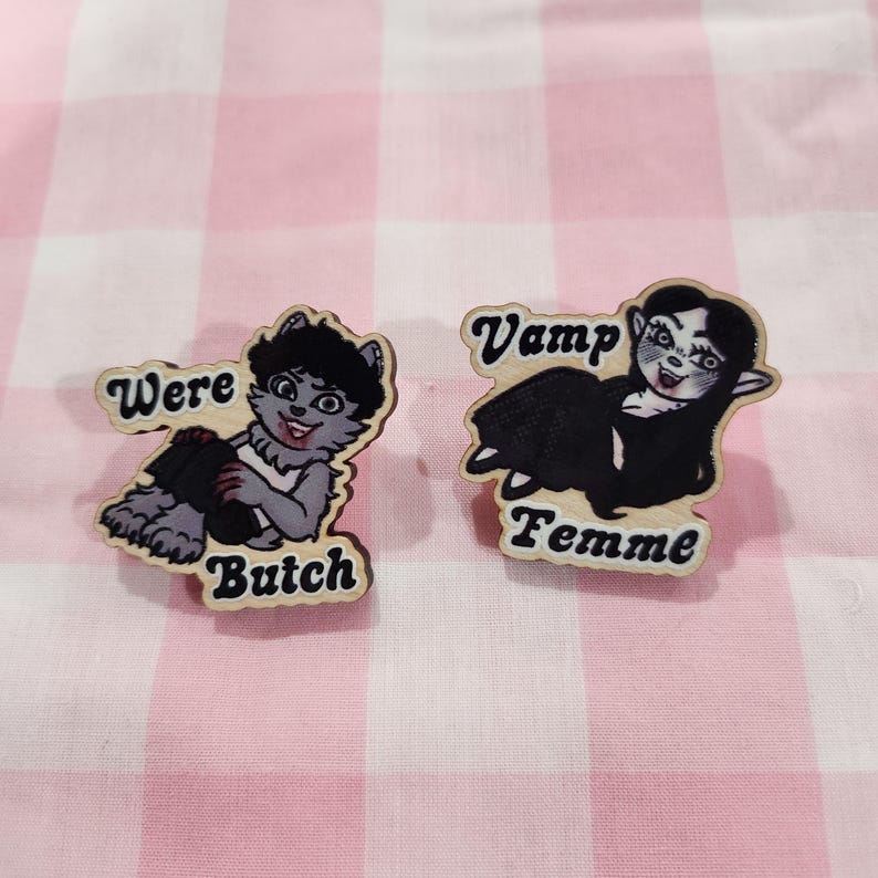 Were Butch and Vamp Femme Wood Pins immagine 1