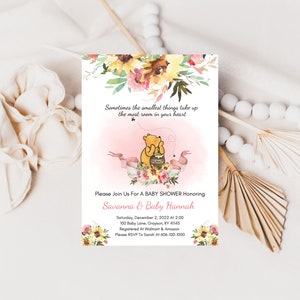 Faire-part de baby shower rose floral et tournesol aquarelle classique Winnie l'ourson, faire-part numérique imprimable, personnalisé, A154