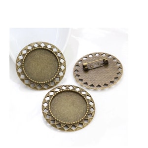 2 pcs Antique Bronze Cabochon Brooch Settings for 25mm Cabochon - Square Holes Bordered Brooch Blank Plates