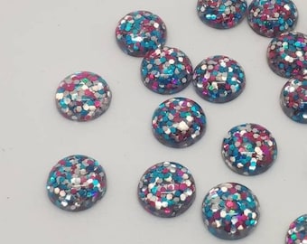 Cabochon di coriandoli rosa verde acqua - Cabochon in resina glitterata blu verde acqua da 12 mm - 10 pezzi