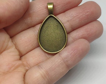 Ciondolo a goccia in bronzo blanks per 18x25mm Cabochon Setting - Water Drop Pendant Settings - Cabochon Base Necklace Blank Trays