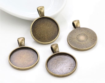 Ciondolo in bronzo antico Cabochon Impostazione vassoi vuoti per 20mm - Pendente lunette vuote - Collana Cabochon Base