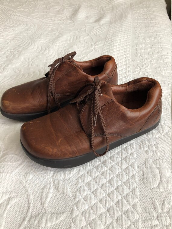 earth shoes