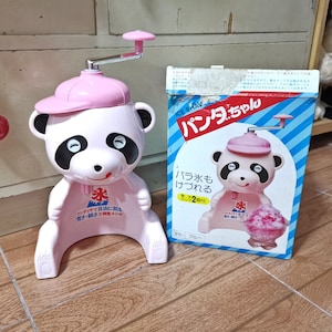 vintage japanese kawaii Ice shaver blender pink panda aisa japan