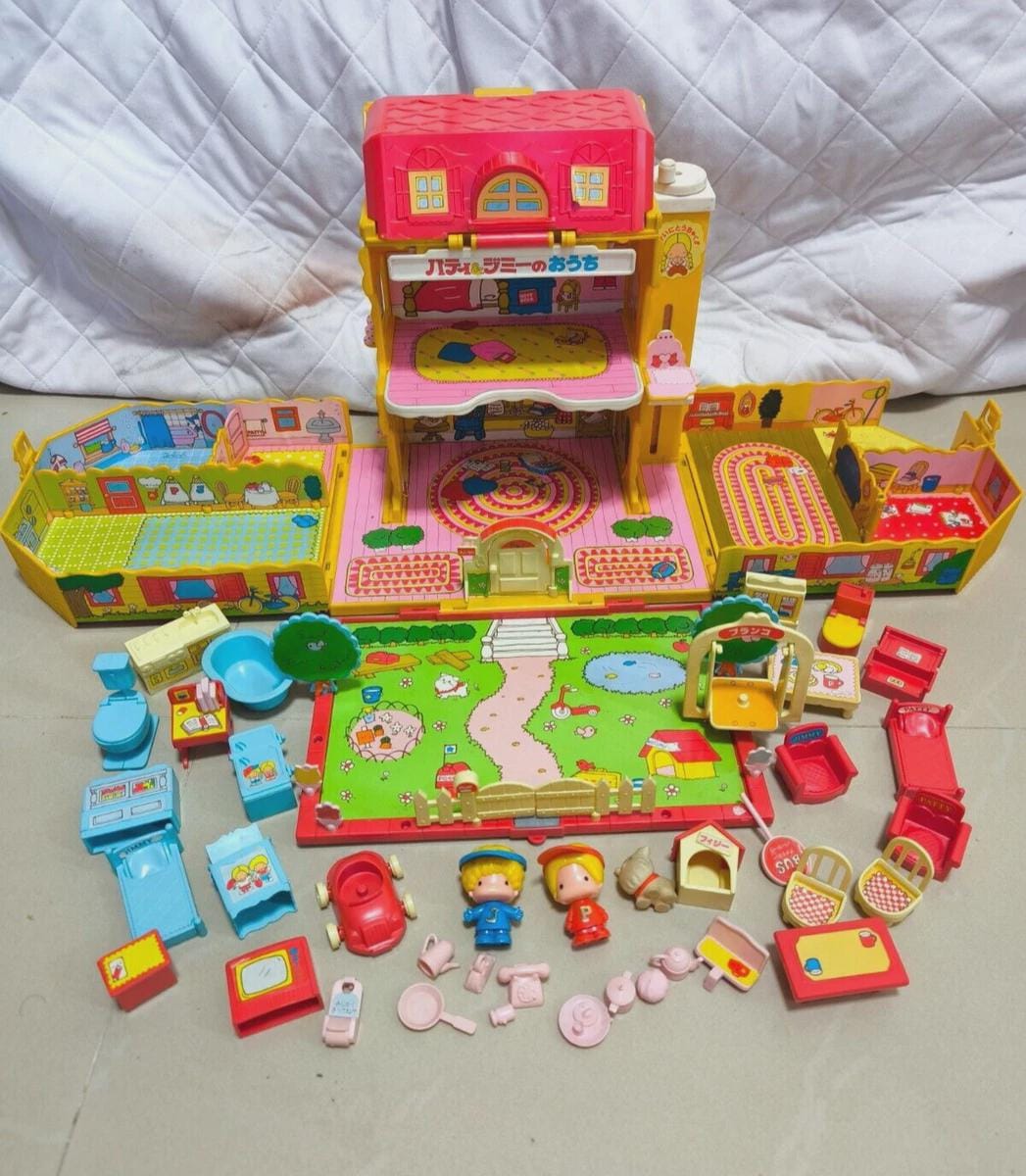 PATTY & JIMMY おもちゃハウス Vintage Takara Patty and Jimmy House Takara Furry Families Sanrio