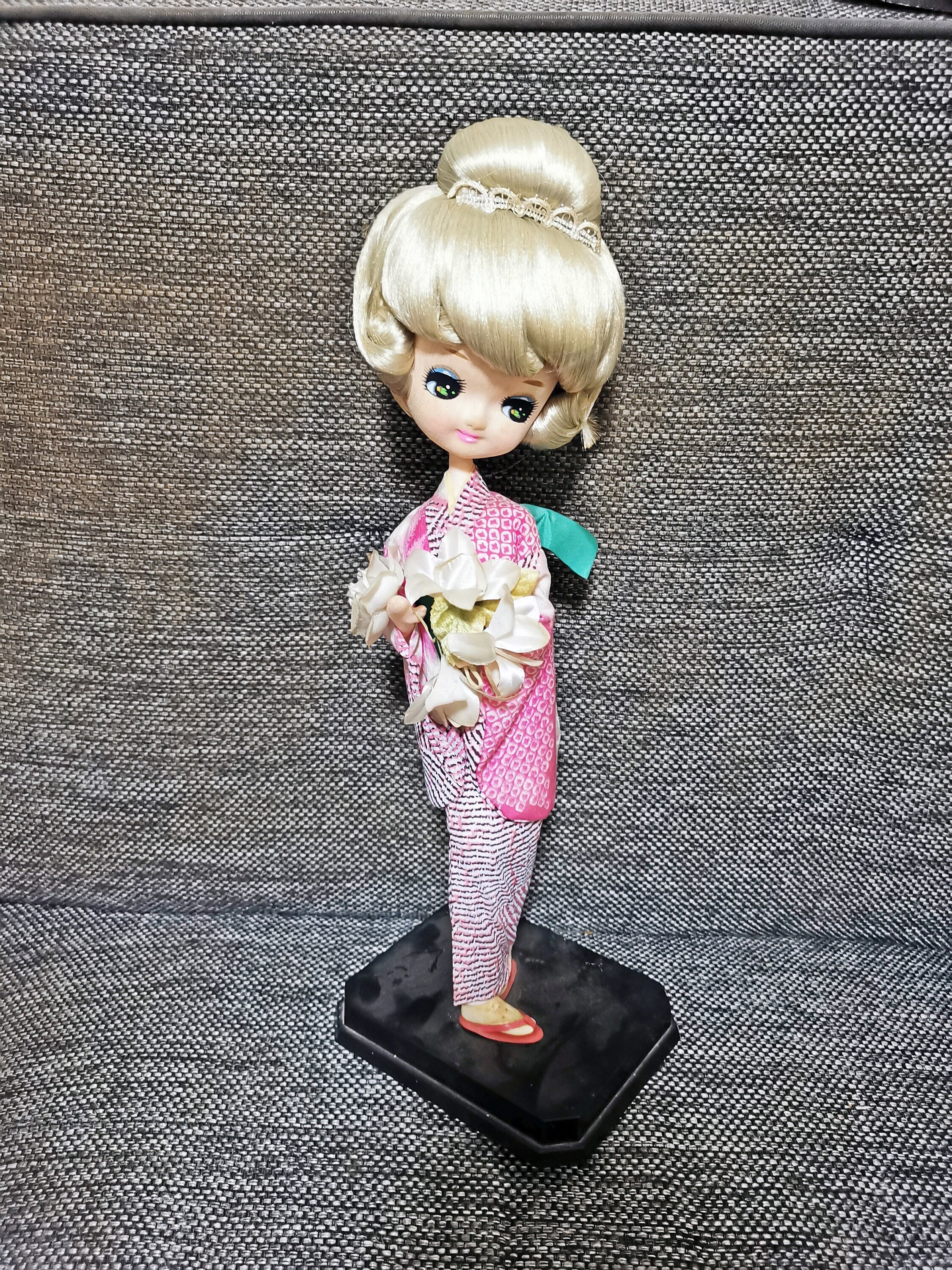 vintage japanese pose toys kawaii showa big eye girl wearing a pink kimono plush doll 16inc
