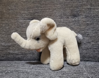 Brinquedo vintage Steiff Elefante de Mohair Jumbo Baby, fabricado na Alemanha