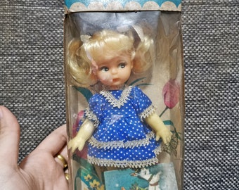 vintage cute girl kawaii baby big eye little girl hong kong in box