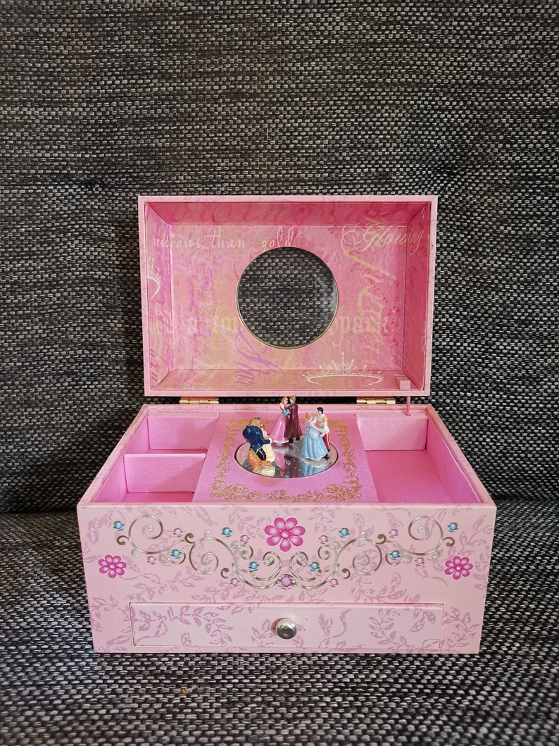 Disney music box 3 princess where dreams begin jewelry Etsy