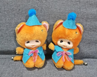 モンチッチL 女の子？泣き顔　指しゃぶり　sekiguchi モンチッチ セキグチ 女の子 泣き顔 おしゃぶり 猿 人形 7.08