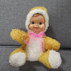 * vintage doll ୨୧ * 陶器製 愛らしい 男の子の フィギュア 現在、この商品の在庫はありません - Etsy