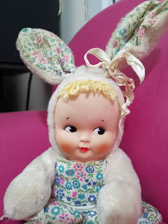 Vintage 1940s Knickerbocker Plastic Co. Pink Bunny Rabbit