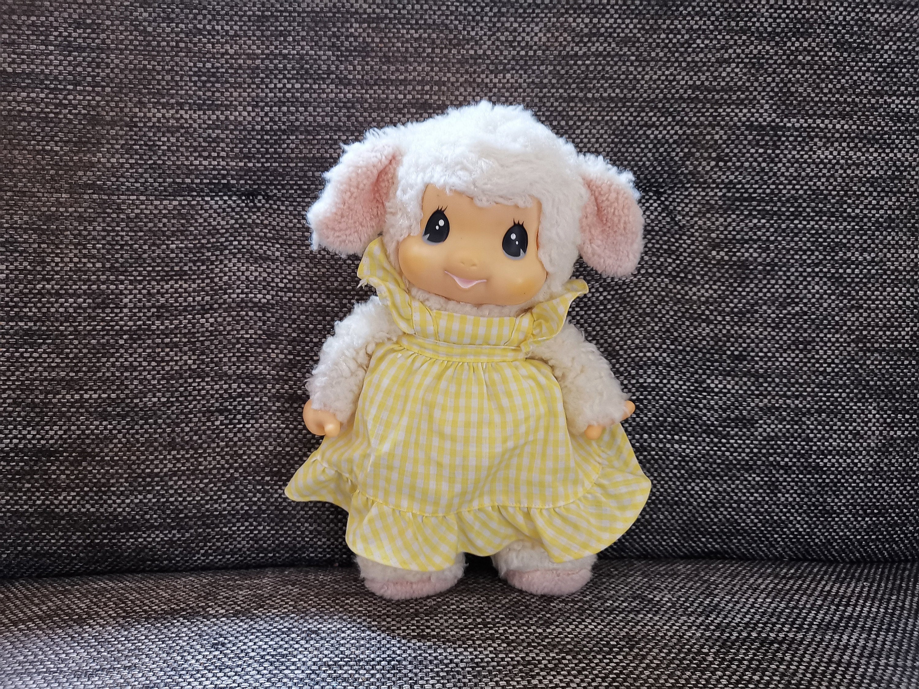 Vintage Kawaii Showa Japanese Rubber Face Sheep Monchhichi
