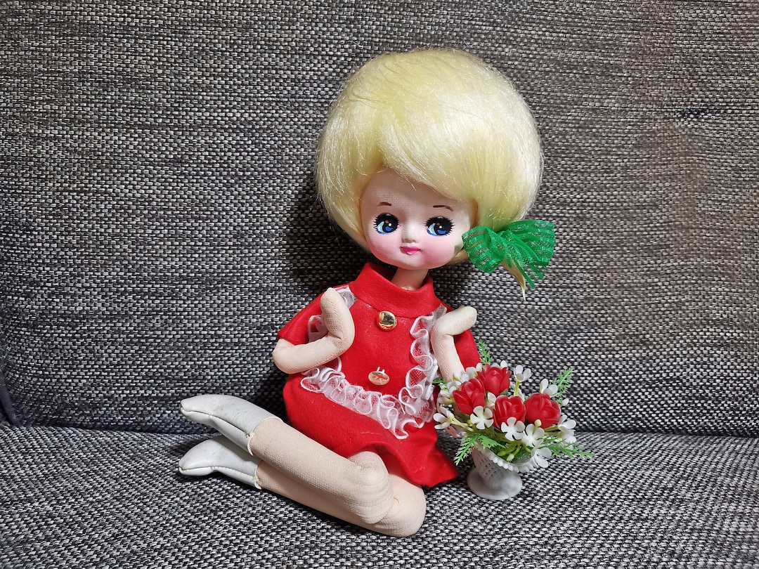 Vintage Japanese Pose Doll Kawaii Showa Big Eye Girl Holding a Etsy