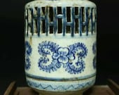 Chinese antique Qing dynasty Qianlong style blue and white porcelain censer.Chinese antiques censer,Ornament,ceramic vintage