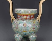 Chinese antique Qing dynasty Qianlong style colour enamel falangcai gold decoration porcelain censer.Chinese antique censer,Ornament,vintage