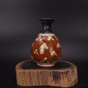 Chinese antique ceramic vase  Tang dynasty three colour style Tang Sancai porcelain yuhuchun vase,Tangsancai ceramic bottle vintage