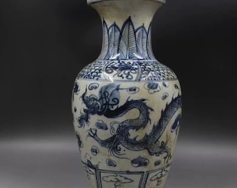 中国のアンティーク陶器の花瓶 元代青白磁の梅花瓶 手描きの花と