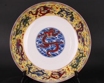 Plato de cerámica antiguo chino de la dinastía Qing Qianlong, plato de porcelana de la familia rosa, dibujo a mano con patrón de dragones en esmalte amarillo