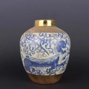 Chinese old ceramic jar,China Gold ground blue and white porcelain Pot,hand drawing Kylin Pattern pottery pot,Asian Collection