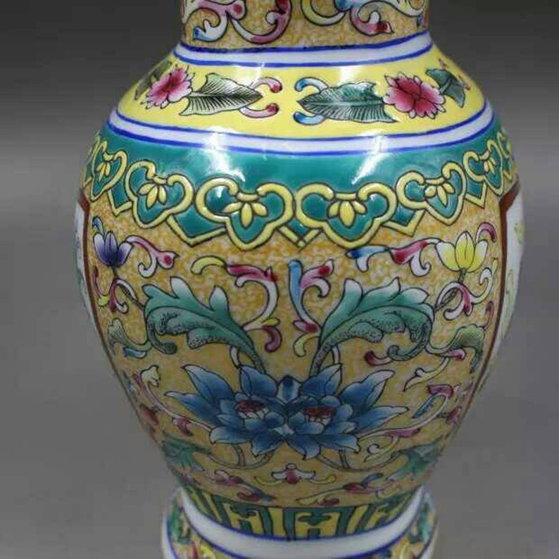 Chinese Antique Qing Dynasty Guangxu Nianzhi Marked Famille Rose Fencai