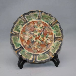 Chinese antique ceramic plate Tang dynasty three colour style Tang Sancai porcelain plate,hand carved flowers Tangsancai ceramic dish