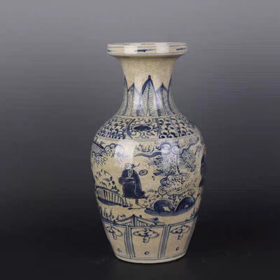 手描き模様の陶器瓶 工芸品