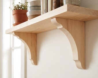 Klassische Regalkonsole in Kiefer, Profilierte Holz Regalhalterung