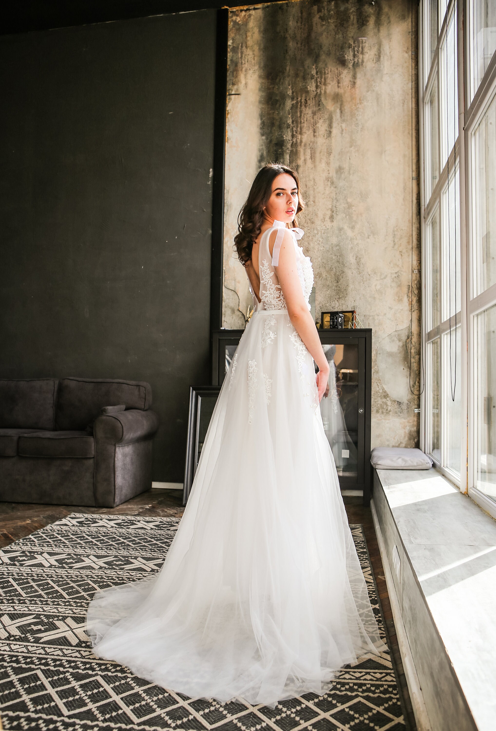 White wedding dress, elegant ,embroidered flowers, lace train main image 0