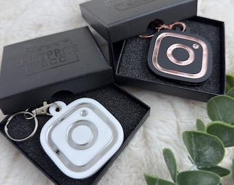 Portachiavi NFC personalizzato, portachiavi con codice QR, portachiavi per piccole imprese, biglietto da visita, portachiavi con collegamento a Instagram, portachiavi in acrilico, branding