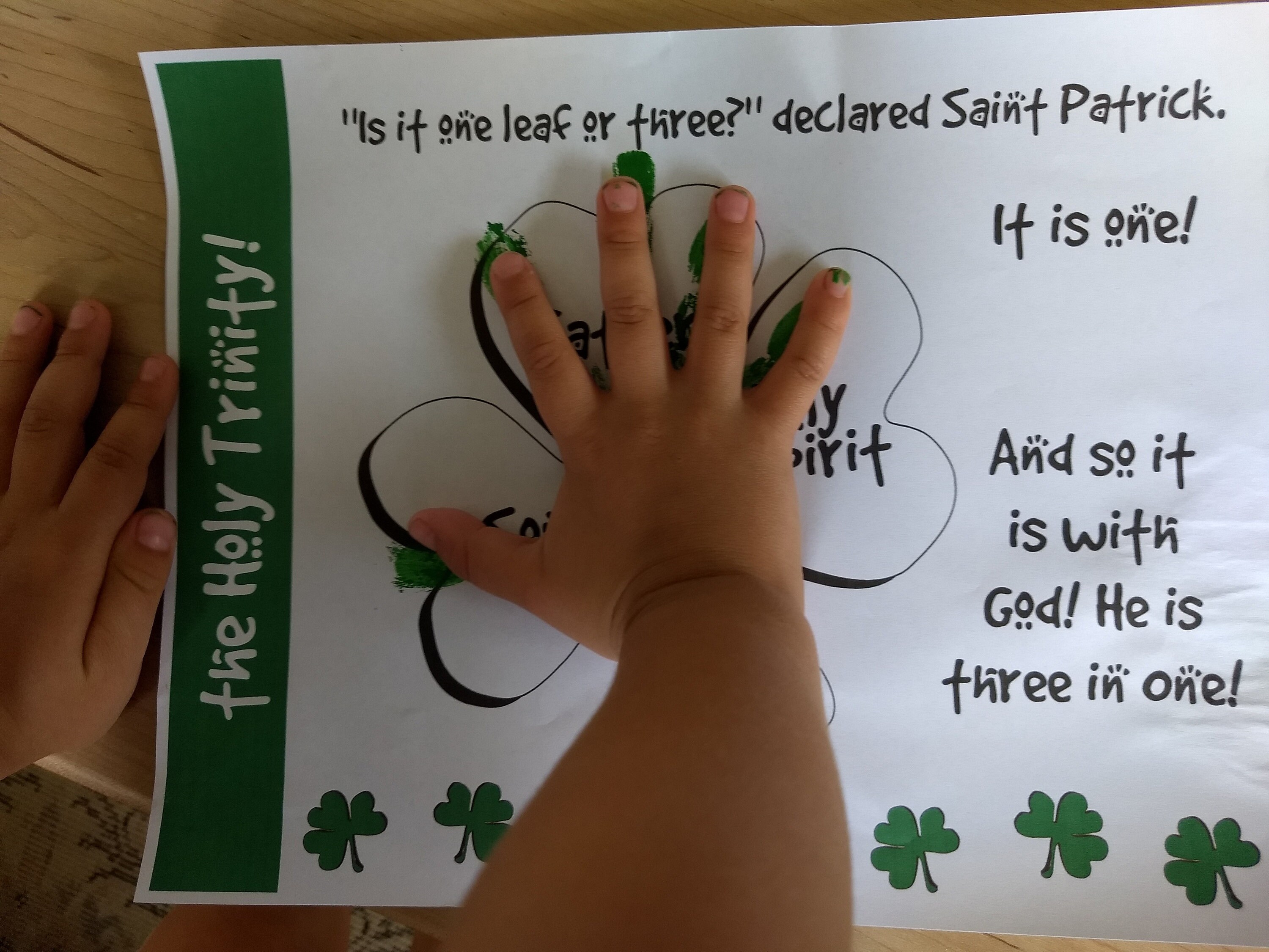 Saint Patrick's Day Finger Painting Activity (with Free Printable)