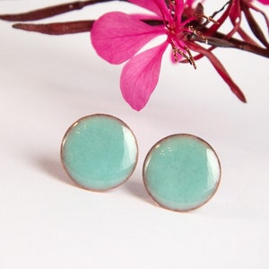 Enamel stud earrings, round stud earrings, light turquoise stud earrings, round stud earrings, subtle stud earrings, enamel jewelry, simple earrings
